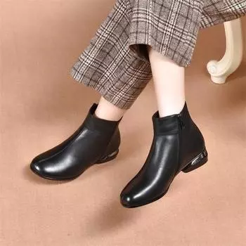 2024 new soft leather round head small bare boots spring and autumn single boots winter velvet flat bottom mother cotton shoes 35