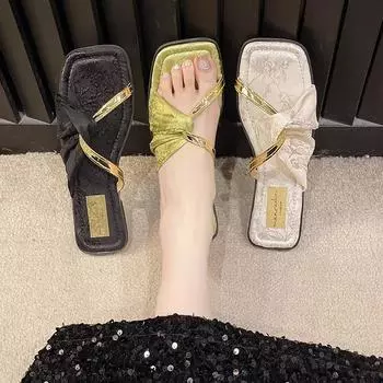 2024 Новые квадратные носки на плоской подошве с принтом, модные женские туфли для отдыха, легкие, удобные, пляжные, повседневные, для отдыха, сандалии 35 бежевый