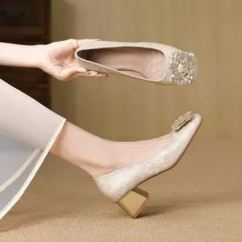 2024 New Square Head Thick Heel High Heels New National Style Chinese Wedding Shoes Wedding Banquet Single Shoes Women s Rhinestone Square Buckle Xi 34 абрикосовый