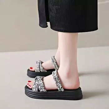 2024 new summer national style cool slippers women s outer wear two-in-one thick-soled non-slip skirt sandals Roman slippers 35