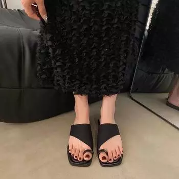 2024 New Summer Women s Shoes High Quality Fashionable Women s Slippers Hot Selling Solid Color Casual Women s Slippers 35 чёрный