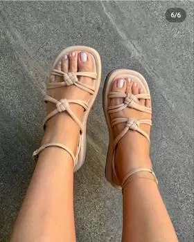 2024 New Women Luxury Brand New Round Head Button Strap Thick Soled Sandals Women Large Wear Woven Beach Sandals Slippers 36 бордовый