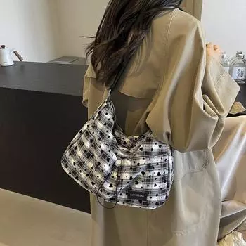 2024 новая клетчатая сумка Love Bag большой вместимости в иностранном стиле, сумка-мессенджер Explosion, корейская версия, сумка через плечо для поездок на работу