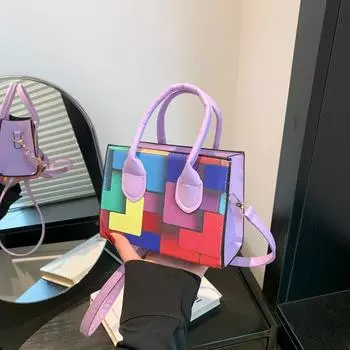 2024 новая контрастная цветная повседневная сумка через плечо, трендовая весенняя повседневная сумка через плечо, простая иностранная сумка-мессенджер чёрный