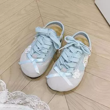 2024 Новая мода, цветные модные женские туфли, на шнуровке, с круглым носком, с цветочным бантом, повседневные женские туфли 35 серебряный