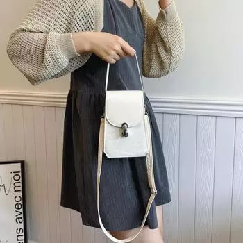 2024 новая модная летняя красивая сумка через плечо маленькая квадратная сумка модная нишевая повседневная персонализированная женская сумка чёрный