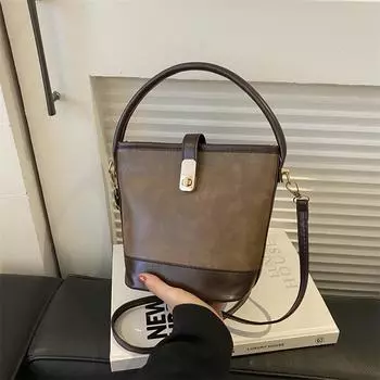 2024 новая модная простая сумка повседневная трендовая сумка через плечо персонализированная сумка-мессенджер нишевый дизайн сумка-ведро коричневый