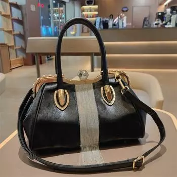 2024 Новая модная стильная универсальная сумка на одно плечо с кисточками и бриллиантами, большая вместимость