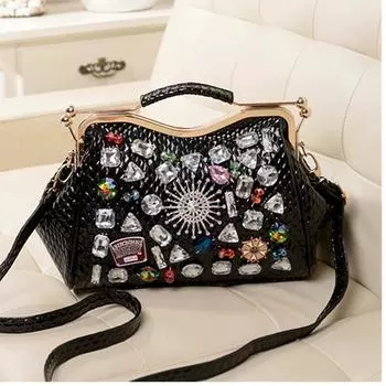 2024 Новая модная сумка с бриллиантами цвета бриллианта, модная сумка для отдыха, универсальная сумка через плечо с цепочкой на одно плечо