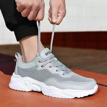 2024 Новая обувь для мужчин Кроссовки Мужская повседневная мужская обувь Теннисные туфли класса люкс Кроссовки для бега Дышащая обувь Модные лоферы для бега 41 чёрный