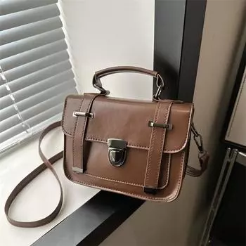 2024 Новая однотонная ретро-сумка с замком в Корейском стиле, маленькая квадратная сумка в иностранном стиле на одно плечо с косым креплением, женская сумка чёрный