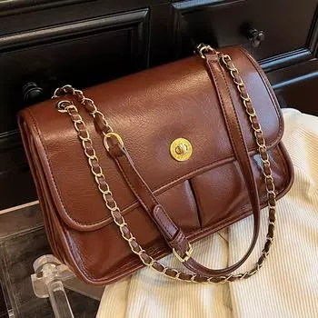 2024 Новая осенне-зимняя сумка для поездок на работу, большая вместительная сумка через плечо, модная универсальная сумка-тоут премиум-класса с цепочным замком для женщин чёрный