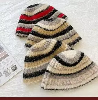 2024 Новая полосатая вязаная шапка рыбака женская осенне-зимняя теплая шапка корейская версия пряжи панама 56-58CM красный черный