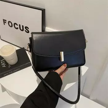 2024 новая простая модная повседневная сумка с замком, простая ретро-текстура, изысканная портативная сумка через плечо для женщин с подмышкой чёрный