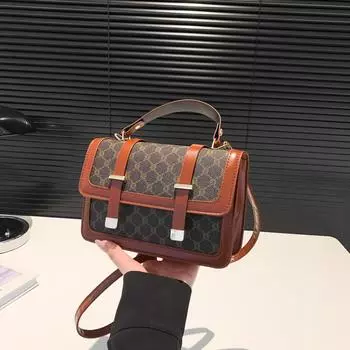 2024 новая простая ретро повседневная маленькая квадратная сумка простая портативная сумка через плечо модная нишевая женская сумка в иностранном стиле хаки