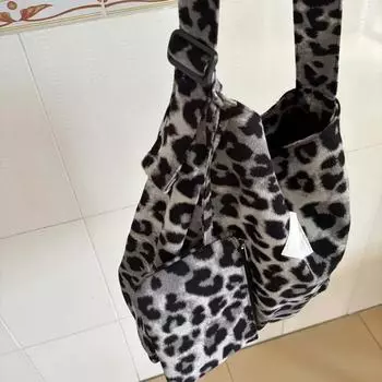 2024 новая сумка через плечо сумка сумка с леопардовым принтом сумка для хранения универсальная сумка большой вместимости женская сумка цветной печати леопарда