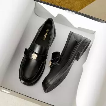 2024 Новая весна Женская верхняя кожаная обувь в британском стиле с металлическими украшениями Туфли Мэри Джейн Женские повседневные лоферы на низком каблуке 35