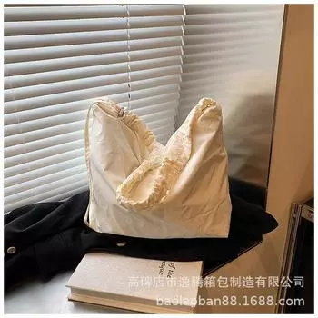 2024 новая вместительная повседневная нейлоновая сумка-мессенджер, модная и высококачественная однотонная сумка через плечо, сумка-тоут зелёный