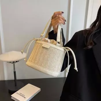 2024 Новая высококачественная соломенная вязаная пряжка на шнурке большой емкости, универсальная и модная сумка, пляжная женская сумка