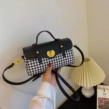 2024 Новая высококачественная сумка-подушка в стиле ретро, нишевый дизайн, модный темперамент, женская сумка через плечо на одно плечо для поездок на работу