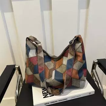 2024 новая женская красивая большая вместительная сумка для отдыха на работе и на работу, летняя красивая персонализированная сумка через плечо чёрный