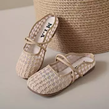 2024 Новая женская обувь, женские модные винтажные британские оксфорды на плоской подошве, удобные повседневные туфли на плоской подошве с золотым логотипом 35 слоновая кость