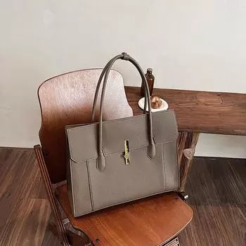 2024 Новая женская сумка Большая сумка на одно плечо Премиум практичная сумка портфель Портативная большая вместимость сумка-тоут для женщин 38*13*29 чёрный