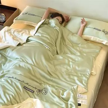 2024 Новое летнее одеяло из ледяного шелка с кондиционером, гладкое дышащее легкое одеяло, покрывала на кровать, однотонные 150x200cm 1PCS