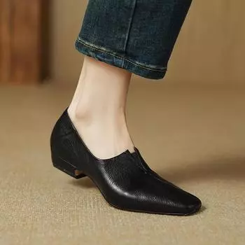 2024 Новое поступление Мягкая натуральная кожа Женские туфли на каблуках Квадратный носок Удобная модная повседневная обувь на низком каблуке Обувь на все сезоны 34 чёрный