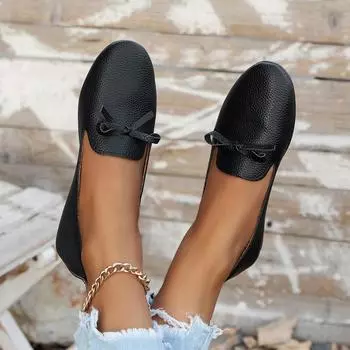 2024 новые четырехсезонные туфли большого размера для иностранной торговли, повседневные туфли для женщин, модные туфли на плоской подошве с ремешком и круглой головкой 35