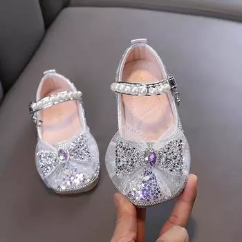 2024 Новые детские кожаные туфли с милым жемчужным бантом, роскошные туфли для девочек на свадьбу, модные повседневные блестящие детские туфли принцессы 21 золотой