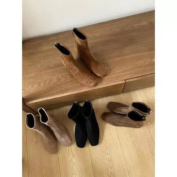 2024 Новые французские супер огненные флисовые квадратные сапоги на толстом каблуке, средний каблук, высокие короткие сапоги, женские осенне-зимние короткие узкие сапоги 35 чёрный