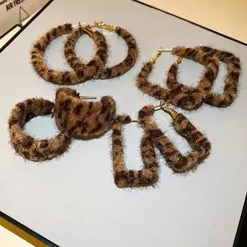 2024 Новые геометрические серьги с леопардовым принтом от Maillard для женщин - модные аксессуары осень/зима