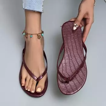2024 Новые летние шлепанцы винно-красного цвета, удобные повседневные женские тапочки с открытым носком, домашняя обувь для ванной комнаты для женщин, пляжные шлепанцы на плоской подошве 36 вино красного
