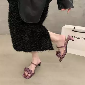 2024 новые летние туфли на высоком каблуке в стиле феи, маленькие классные тапочки с фиолетовыми односложными французскими сандалиями, женская обувь 35 чёрный