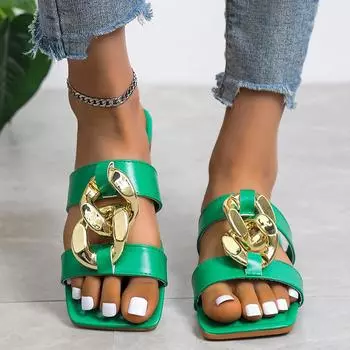 2024 Новые летние женские тапочки, модные сандалии с металлической цепочкой, сандалии с открытым носком, женские повседневные тапочки на плоской подошве, женские летние тапочки 35 бежевый