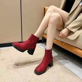 2024 Новые модные и универсальные женские сапоги, украшенные стразами, квадратные носки, телесного цвета, короткие, удобные, Zapatos 35 красный