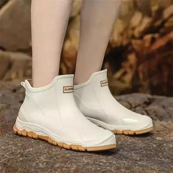 2024 Новые модные мужские короткие резиновые сапоги для отдыха на природе, нескользящие резиновые ботинки для кемпинга, водонепроницаемые мотоциклетные резиновые сапоги с толстой подошвой 39