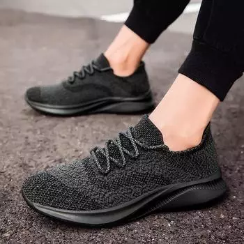 2024 Новые мужские туфли больших размеров 36-45, ультралегкие, дышащие, с низким верхом, для парных видов спорта, бега, повседневные корейские женские спортивные туфли 36 чёрный