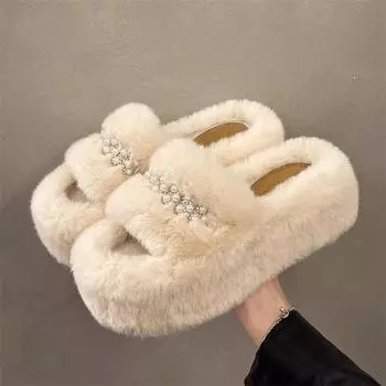 2024 Новые пушистые тапочки с жемчужным дизайном, женские домашние тапочки, мягкие плюшевые теплые тапочки для дома, женская модная обувь на танкетке, размер 35-42 5