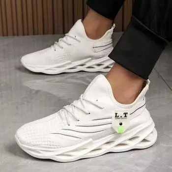 2024 новые сетчатые дышащие спортивные кроссовки весна, лето, осень и зима повседневные модные спортивные кроссовки для бега летающие плетеные мужские кроссовки 39 чёрный