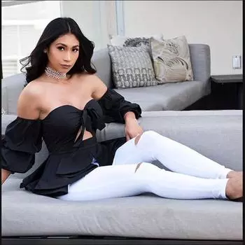 2024 Новые стильные эластичные женские джинсы скинни S чёрный