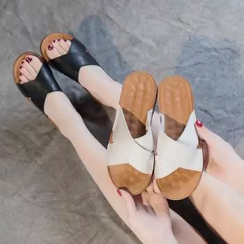 2024 Новые тапочки из натуральной кожи женские тапочки коровьи мышцы нескользящие домашние тапочки женская обувь 35 бежевый