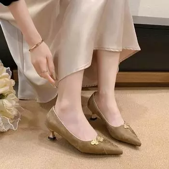2024 Новые удобные женские туфли-одиночки с острым носком и низким каблуком, весна-осень, женские туфли-одиночки, однотонные 35 шампанского
