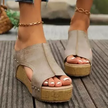 2024 Новые женские босоножки на танкетке Летние модные босоножки на платформе Удобные дышащие неглубокие босоножки Горячая пляжная обувь для женщин 35 бежевый