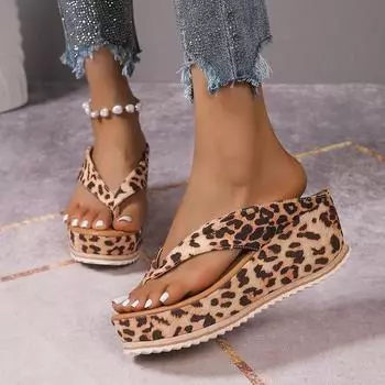 2024 Новые женские тапочки на открытом воздухе на танкетке с нескользящей подошвой с леопардовым принтом 2024 Летние шлепанцы 2024 Женская обувь больших размеров Zapatos Para Mujeres 36 чёрный