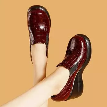 2024 Новые женские туфли на высоком каблуке с узором из блестящей кожи, удобные осенние повседневные туфли на плоской подошве для офиса и офиса 4.5 вино красного