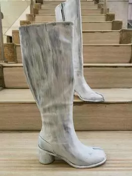 2024 Новый брендовый дизайн, модные женские ботинки из натуральной кожи с раздельным носком и круглым каблуком, зимняя обувь, короткие ботинки 35