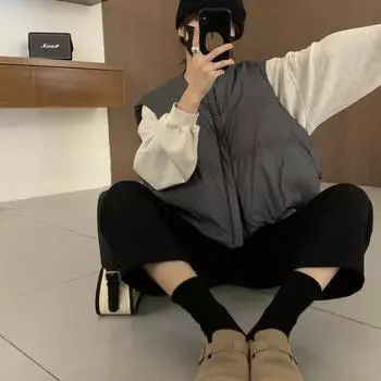 2024 новый круглый вырез жилет вниз носить женский свободный силуэт жилет с модной женской курткой One Size чёрный