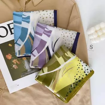 2024 Новый модный универсальный шелковый шарф 68 см с принтом солнцезащитный декоративный маленький квадратный шарф бархатная текстура шарф 68*68cm